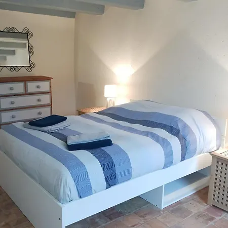 La Vieille Riviere Holiday home Genneville